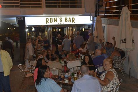 bares de ambiente en benidorm|Bar Hotel California en Benidorm